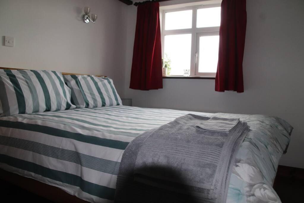 Garn Lodge Нютаун Екстериор снимка