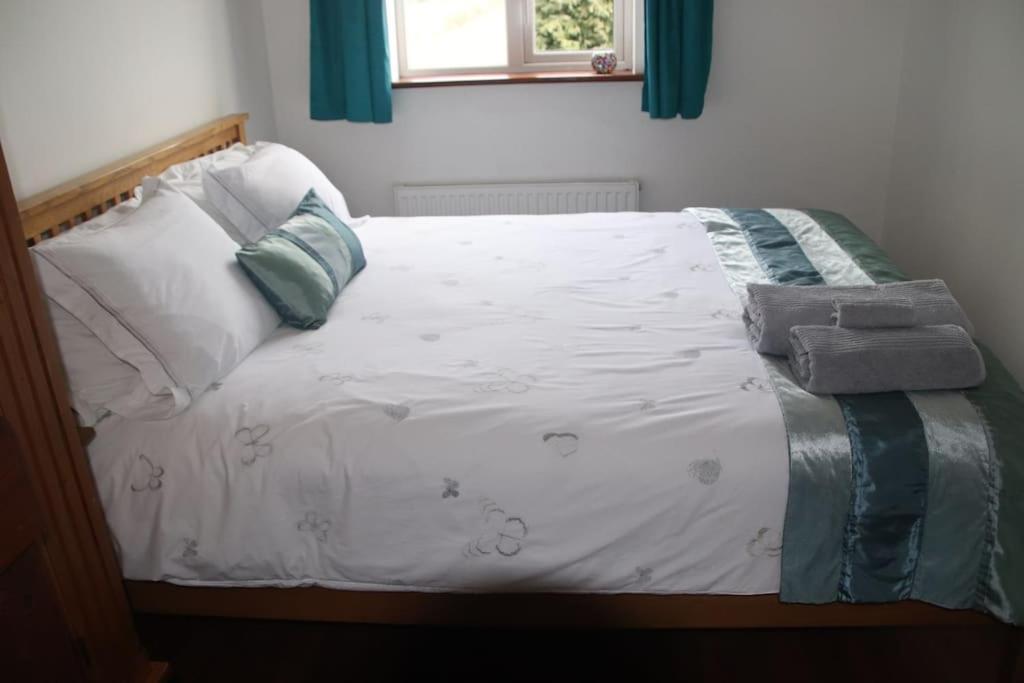 Garn Lodge Нютаун Екстериор снимка