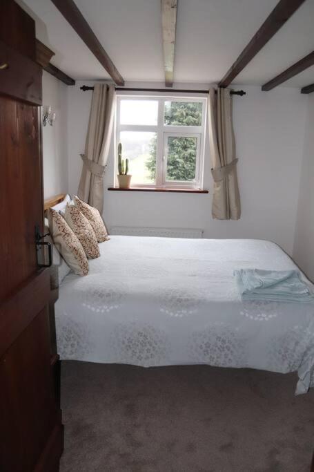 Garn Lodge Нютаун Екстериор снимка