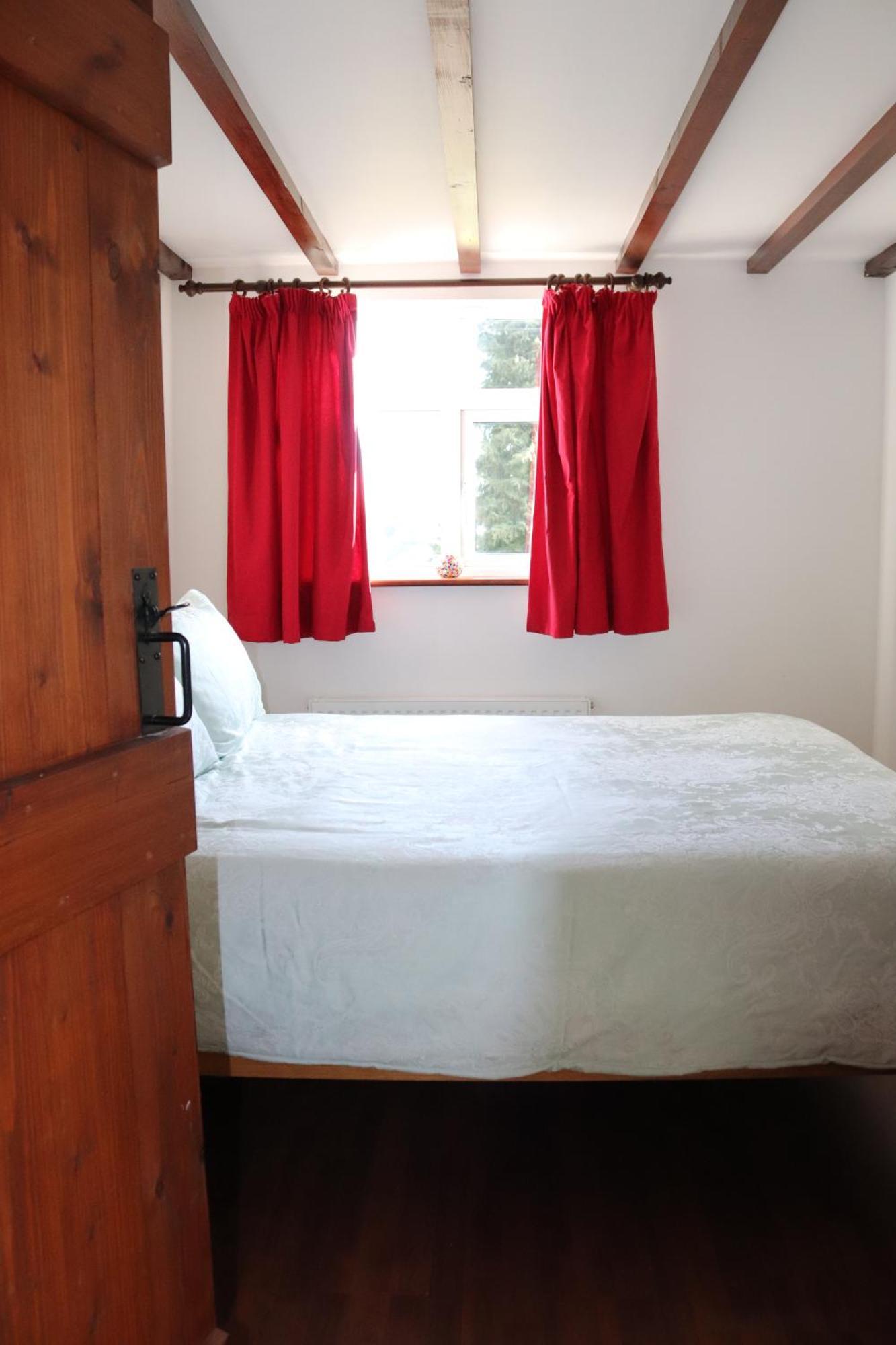 Garn Lodge Нютаун Екстериор снимка