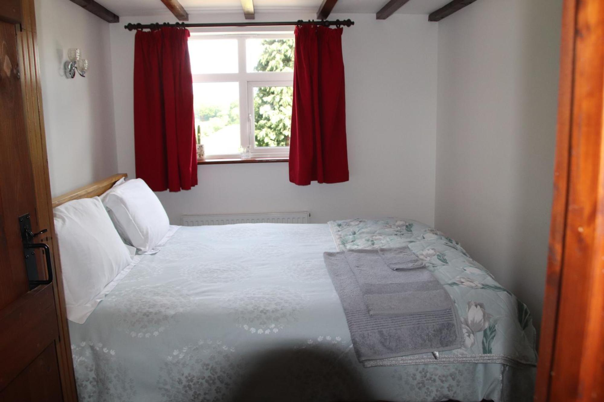 Garn Lodge Нютаун Екстериор снимка